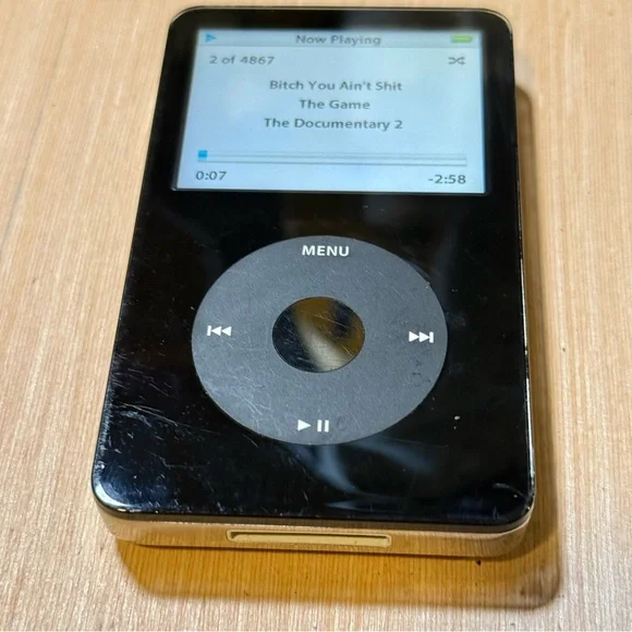 iPod Model:A1136 5thGen 80GB Blk Tested Good w/7233 Songs Good Battery Read Info - Picture 3 of 16